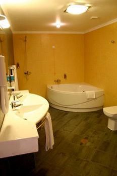 Engenho Velho Estalagem Hotell Arco da Calheta  Exteriör bild